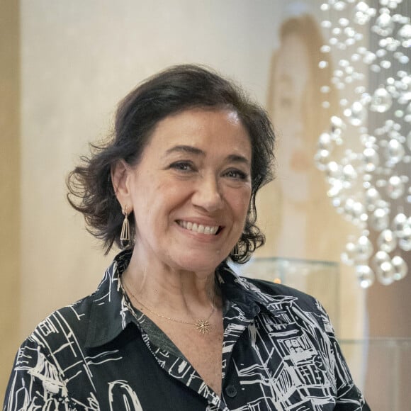 Lilia Cabral 'soltou os cachorros' em um membro da produção porque achou que ele tinha dado as costas a ela, segundo Fábia Oliveira, do Metrópoles