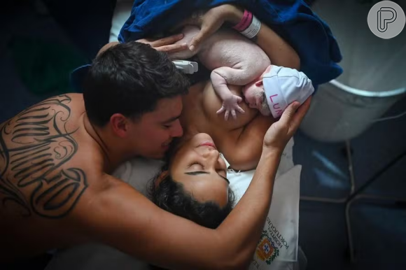 Filha de Mirella Santos: fotos do parto, primeiro banho e tudo do nascimento da Luna