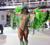 No Carnaval paulista, Viviane Araújo mostrou beleza e sensualidade no desfile da Mancha Verde