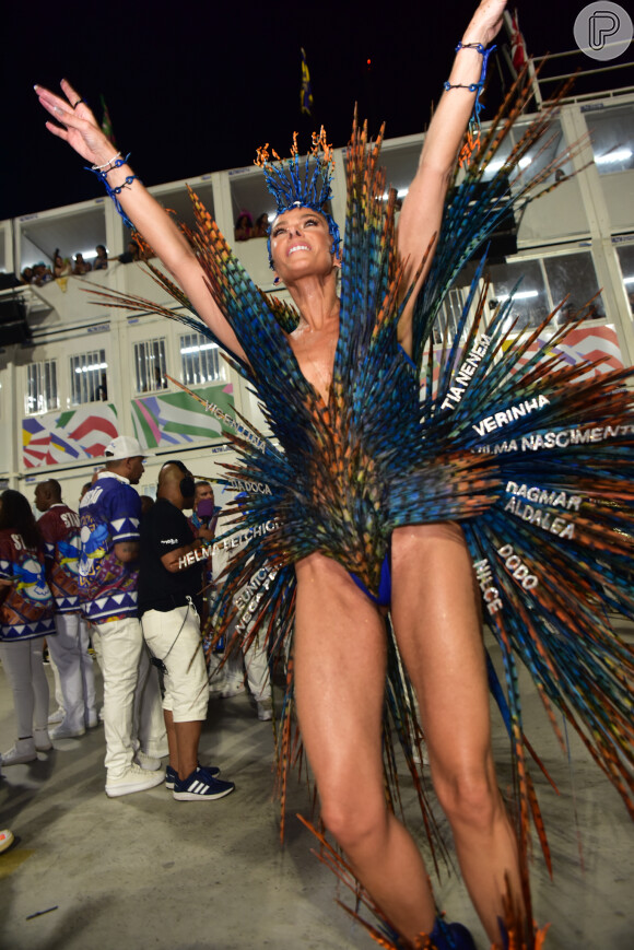Carnaval 2024, Portela, escola de Adriane Galisteu, celebrou a força das mulheres pretas do Brasil