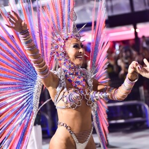 Sabrina Sato comemora por participar do Desfile das Campeãs do Rio de São Paulo