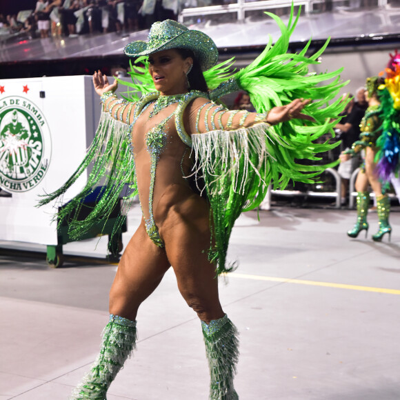 Viviane Araujo não conseguirá desfilar pela Mancha Verde nas Campeãs de São Paulo do carnaval 2024. Escola ficou em 5º lugar atrás de Mocidade (campeã), Dragões, Tatuapé, e Gaviões