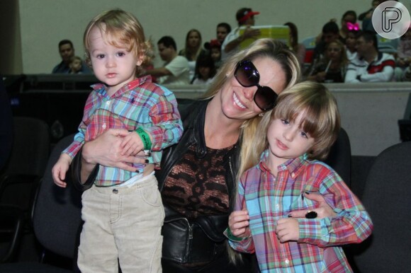 Danielle Winits é mãe de dois meninos: Noah, de 5 anos, e Guy, de 1 ano e 7 meses