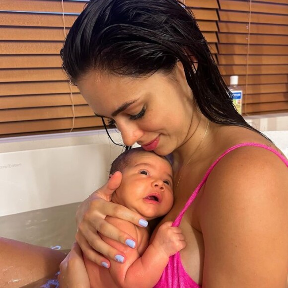 Filha de Bruna Biancardi e Neymar, Mavie está com 4 meses de vida