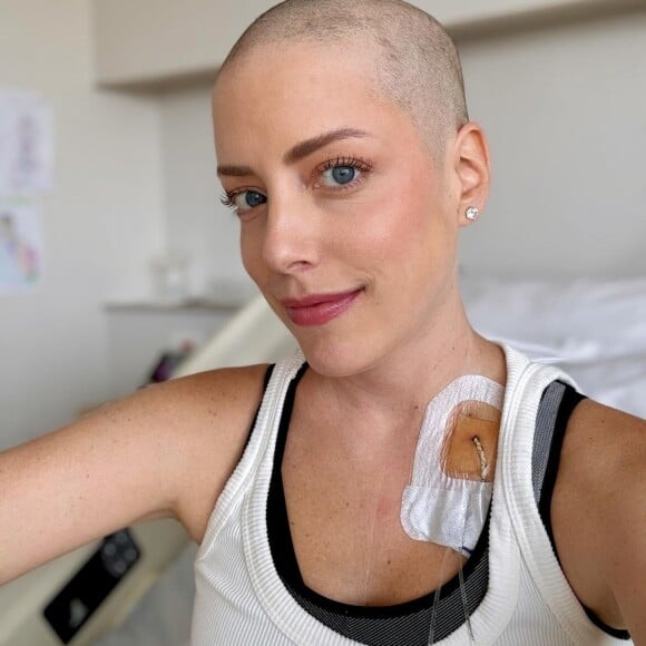 Fabiana Justus tem enfrentado um tratamento contra a leucemia e está há 29 dias internada em um hospital