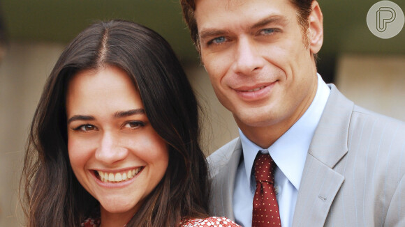 Alessandra Negrini também era a gêmea boa, Paula, que era apaixonada por Daniel, de Fábio Assunção