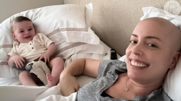 Em luta contra câncer, Fabiana Justus desabafa sobre ter interrompido a amamentação do filho de 6 meses: 'Muito difícil psicologicamente'
