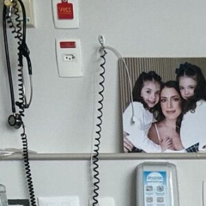 Com câncer, Fabiana Justus abriu uma caixinha de perguntas, intitulada 'Primeira caixinha desde que tudo aconteceu', para sanar dúvidas dos seguidores