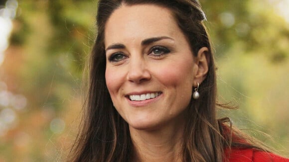 Foto de Kate Middleton com os filhos foi MANIPULADA? Web aponta fortes detalhes em imagem de Dia das Mães