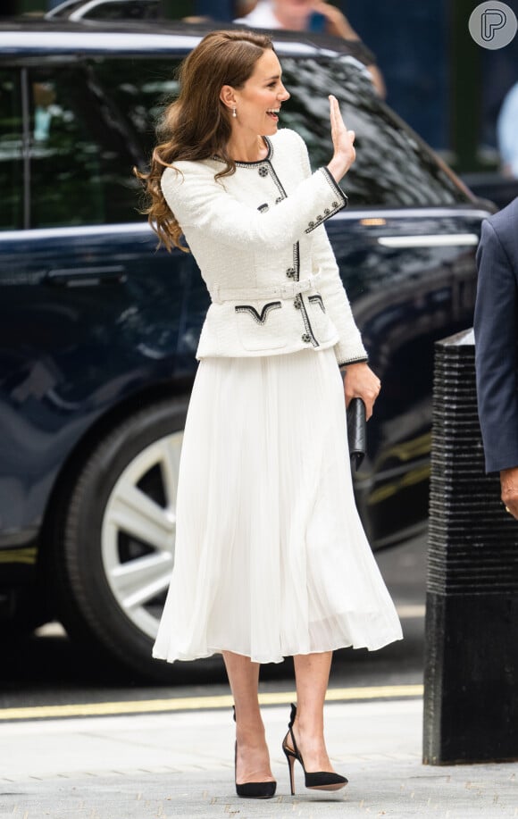 Kate Middleton vem sendo envolvida em fortes rumores a respeito de sua saúde após passar por uma cirurgia no abdômen em janeiro de 2024