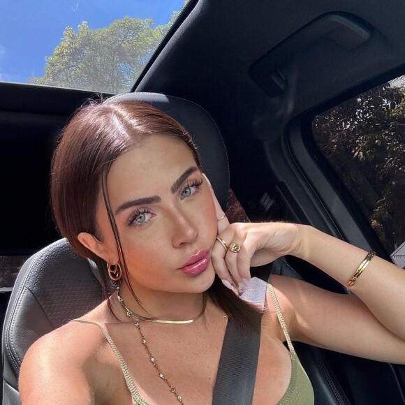 Jade Picon embarcou para os EUA em jatinho de Nader Fares