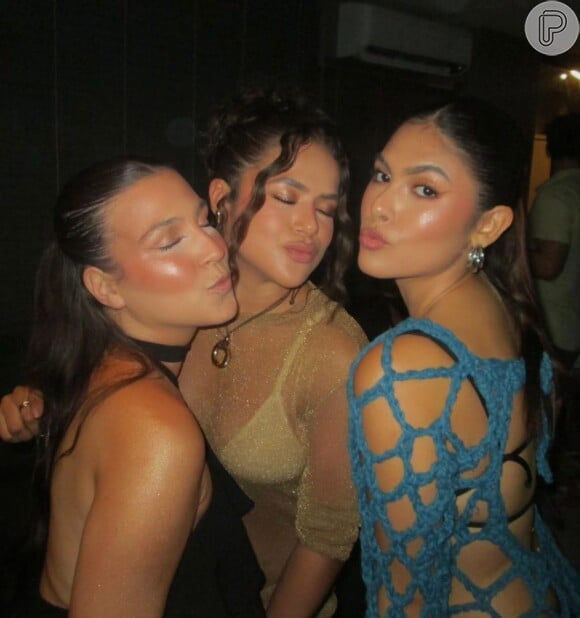 Publicação mais recente de Maisa Silva mostra atriz curtindo uma festa com as amigas