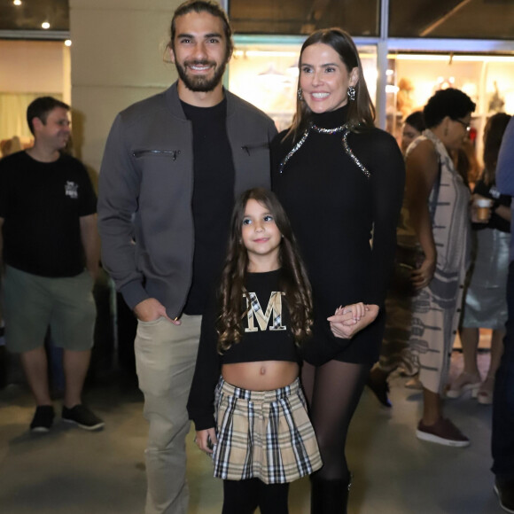 Separação de Deborah Secco e Hugo Moura: ex-casal ainda mora junto, mas logo o produtor vai deixar o imóvel e se mudar para um próximo para seguir perto da filha, Maria Flor