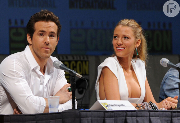 Blake Lively e Ryan Reynolds se conheceram durante as gravações de 'Lanterna Verde', mas assumiram namoro um ano depois