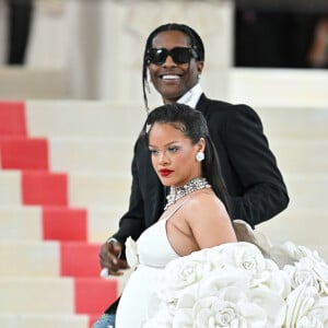 Rihanna e A$AP Rocky são pais de dois filhos em 2024