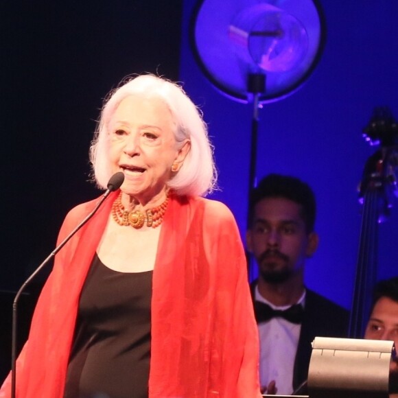 Fernanda Montenegro entrou na Justiça e ganhou ação. INSS deve pagar R$ 334 mil além de indenização de R$ 10 mil