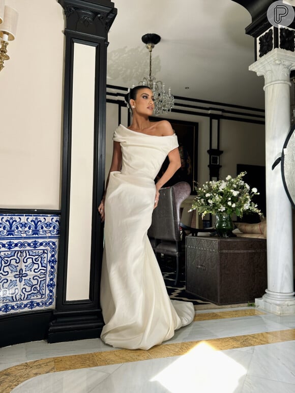 Na noite de sábado, (20) Cesca Civita e Victor Iglesias se casaram, na Espanha. A celebração religiosa aconteceu na histórica Catedral de Sevilha, seguido de festa na Hacienda Soledad.