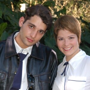 Tony (Daniel Ávila) e Wanda (Samara Felippo) na novela O Profeta