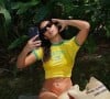Baby tee: Bella Campos investe na tendência usando uma blusa do Brasil