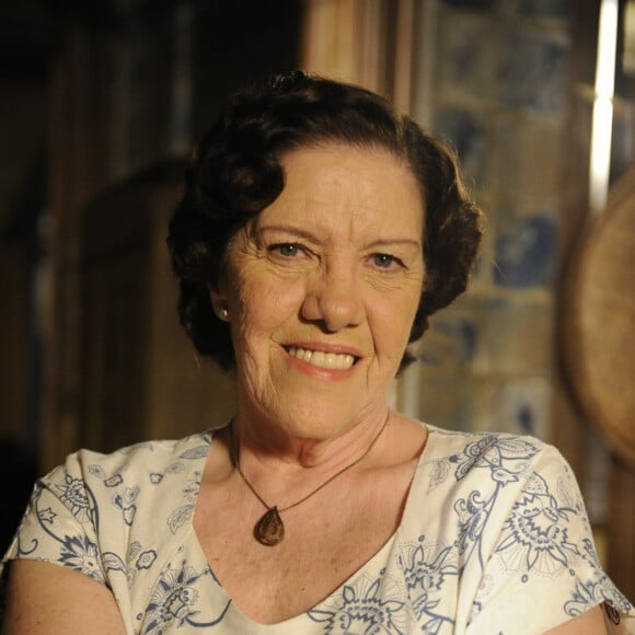 Atriz da novela 'Alma Gêmea', Neusa Maria Faro morreu em 2023; na história, artista foi Divina, dona de uma pensão e mãe de Ofélia (Nicette Bruno)