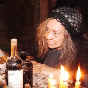 Bruxa na novela 'Alma Gêmea', Duse Nacaratti nos deixou em 2009