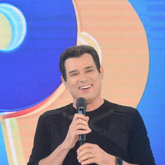 SBT decidiu espichar os programas de Celso Portiolli e Patrícia Abravanel aos domingos após saída de Eliana, em junho de 2024