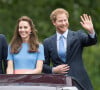 Príncipe William e Kate Middleton se sentem 'traídos' por príncipe Harry, 'não falam' com ele e não querem vê-lo. Entenda!