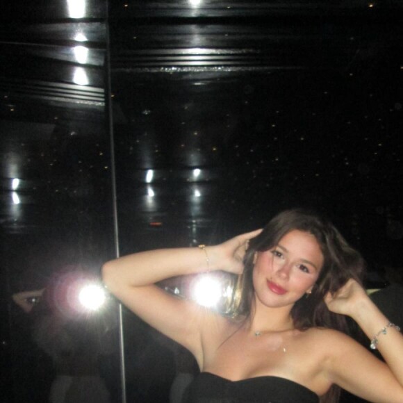 Isabella Furtado, filha de Boninho e Ana Furtado, faz sucesso com mais de 80 mil seguidores no Instagram