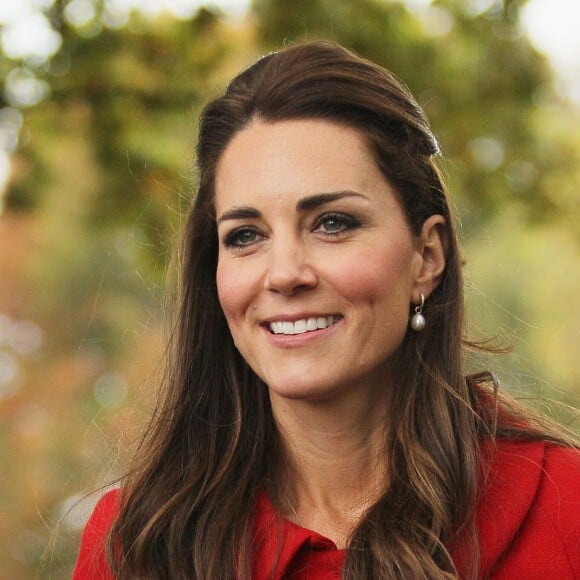 Amaia Arrieta, amiga de Kate Middleton e designer de seus filhos, deu sua opinião sobre o que acontece na Família Real 