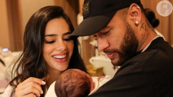 Neymar e Bruna Biancardi não estão mais juntos mas mantém uma relação saudável para a filha