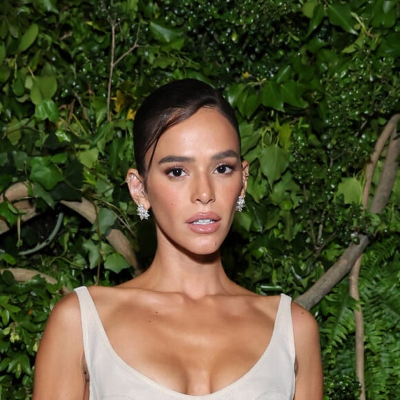 Bruna Marquezine entregou ter passado por sufoco com vestido usado no MET GALA 2024