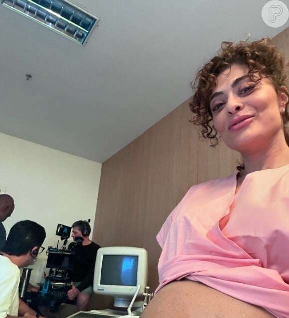 Apesar do choque de fãs, 'gravidez' de Juliana Paes é cenográfica por causa de sua personagem em 'Pedaço de Mim'