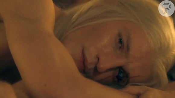 Ewan Mitchell, ator de Aemond Targaryen, pediu para que personagem realmente ficasse totalmente nu em cena de 'House of The Dragon'