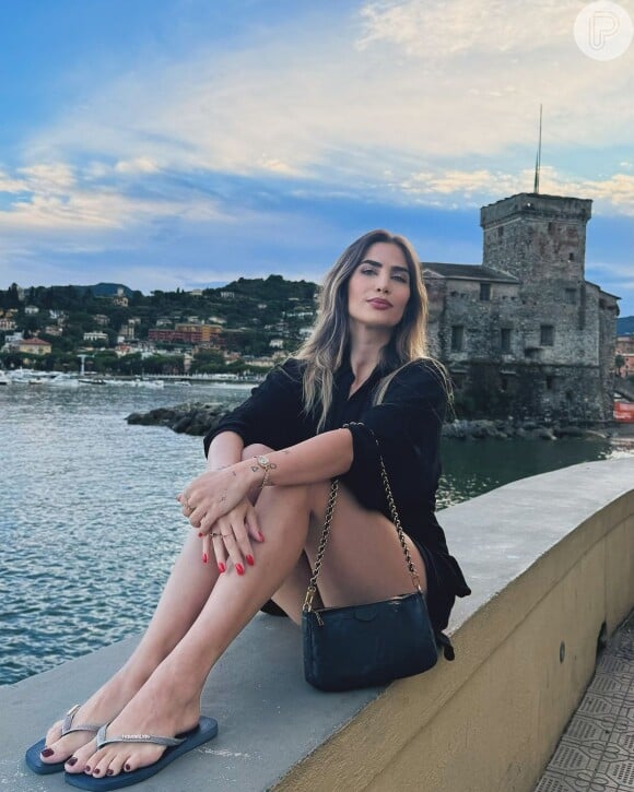 Jéssica Beatriz Costa está de viagem para a Itália, onde vem atualizando suas redes sociais com fotos belíssimas