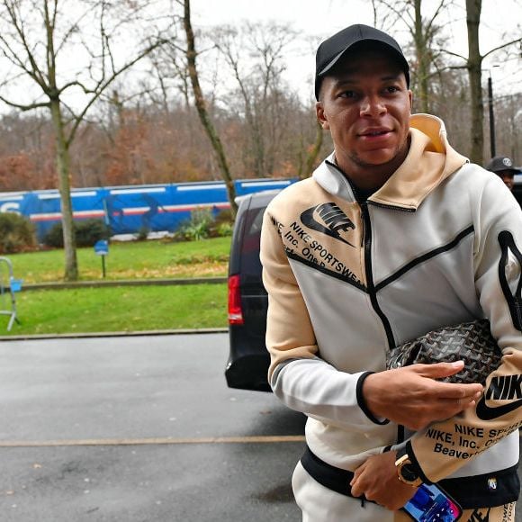 Kylian Mbappé está em um relacionamento com estrela francesa? Jornalista francês expõe noite do casal em boate