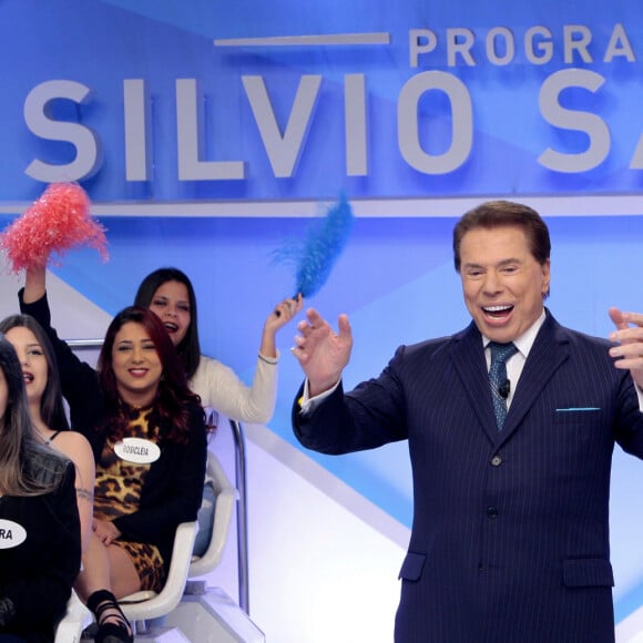 Silvio Santos foi internado com H1N1 em julho de 2024 e seguia no hospital até 19 de julho de 2024