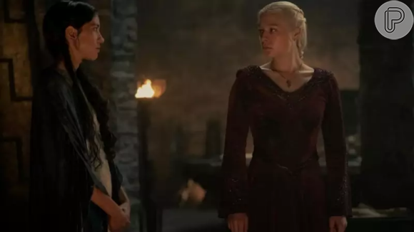 Em 'House of Dragon', o beijo lésbico de Rhaenyra e Mysaria nunca esteve no roteiro e foi proposto por Emma D'arcy