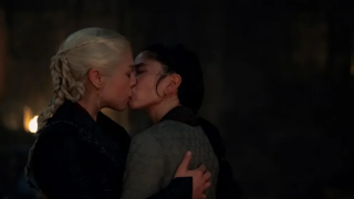 Em 'House of Dragon', o beijo de Rhaenyra e Mysaria nunca esteve no roteiro e foi proposto por Emma D'arcy: 'Sentiu o instinto'