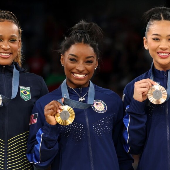 Simone Biles foi ouro no individual geral da Ginástica Artística em Paris