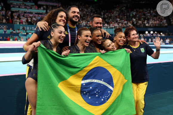 Rebeca Andrade, Flavia Saraiva, Jade Barbosa, Julia Soares e Lorrane Oliveira conquistaram, no último salto, pódio inédito para o país.