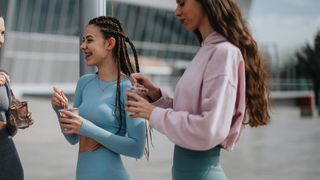 Tenha mais estilo sem abrir mão do conforto! 3 peças de roupa para você entrar de cabeça na tendência Athleisure