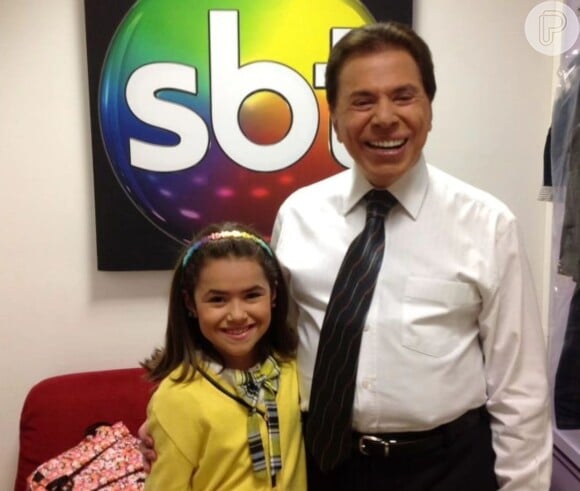 Silvio Santos e Maisa Silva em foto da época da novela 'Carrossel' (2012/2013): 'O Silvio fazia nossa diferença de idade desaparecer por algumas horas naquele palco e isso foi um presente do qual eu só me dei conta aos 10 anos'