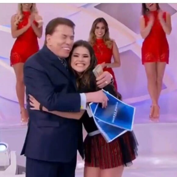 Silvio Santos recebeu Maisa Silva várias vezes no seu tradicional programa de domingo: 'Deu asas para o meu sonho, que era apresentar um programa de TV'