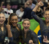 Apesar do machucado, Flávia Saraiva ajudou a equipe brasileira e conquistar a medalha de bronze na final