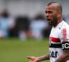 Daniel Alves estaria jogando futebol amador novamente e estaria usando um aplicativo para se conectar com outros atletas e alugar campos