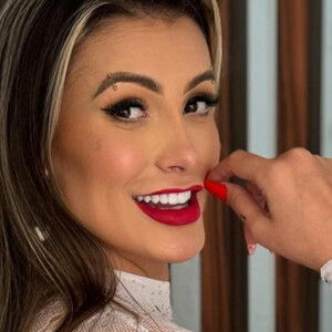 'Nunca vai faltar p...': Andressa Urach dá resposta afiada ao defender seus vídeos eróticos