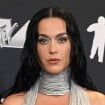 O que rolou aqui? Katy Perry mostra habilidade inusitada com parte 'quase invisível' do corpo no 'Estrela da Casa'