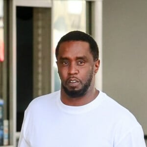 LeBron James não segue mais P. Diddy em rede social desde antes da prisão do rapper, acusado de pelo menos 9 crimes sexuais, como estupro