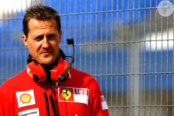 Michael Schumacher: o veículo também destaca que isso pode representar uma mudança de postura na esposa, Corinna, que isolou bastante o marido após o acidente