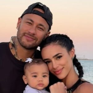 Neymar comemora 1 ano da filha Mavie com Bruna Biancardi